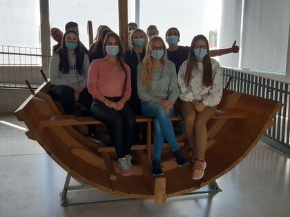 BOS13 im Nachbau des Römerbootes